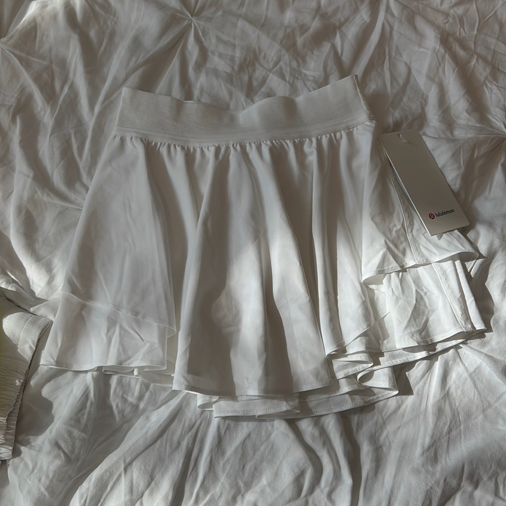 Lululemon court rival hr skirt